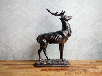 Deer - Beeldje - Gietijzer