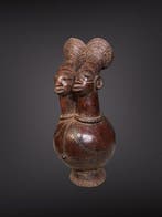 Sculpture Mangbetu (36 CM) sur socle - statue Mangbetu