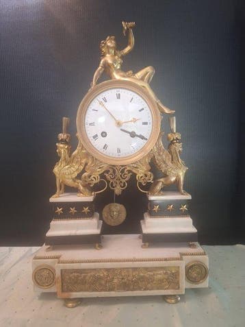 Figurale pendule - - Verguld brons - 1780-1800, Antiquités & Art, Antiquités | Horloges