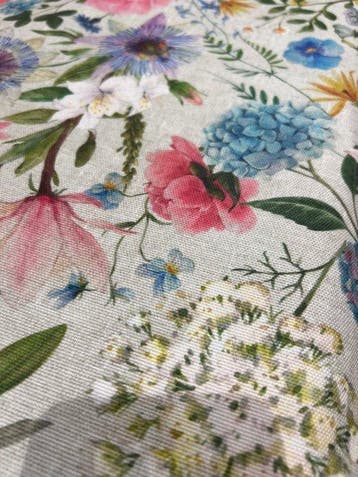 bloemenprint 500 x 280 - Meubelstof - 500 cm - 280 cm