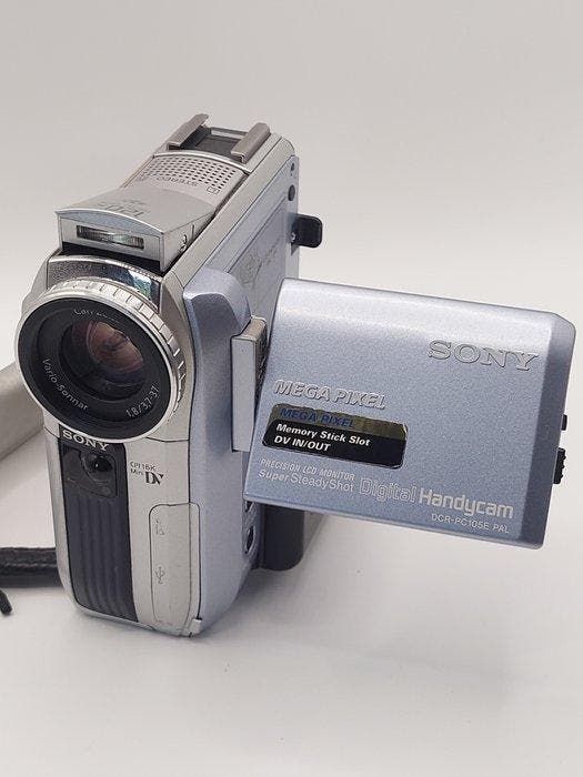 Sony DCR-PC105E Mini DV-DV camera, Verzamelen, Foto-apparatuur en Filmapparatuur