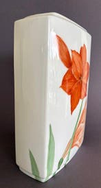 Wallendorf - Vase - Porcelaine - Amaryllis dans le rôle
