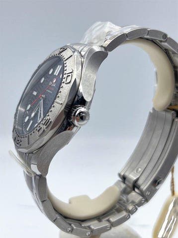 Omega - Seamaster Diver 300M Nekton Edition -, Nieuw