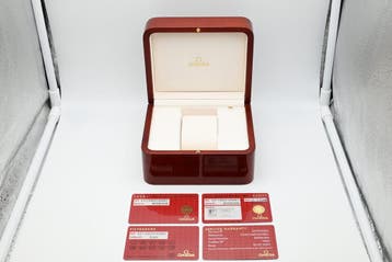 Omega De Ville 431.13.42.51.02.001 Year 2018 (Box & Papers), Handtassen en Accessoires, Ophalen of Verzenden, Zo goed als nieuw