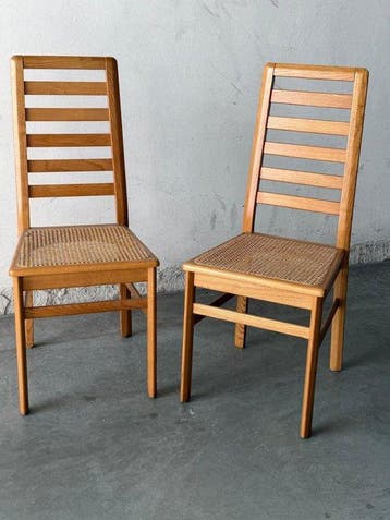 Stoel - Hout - Een paar vintage houten stoelen met rieten