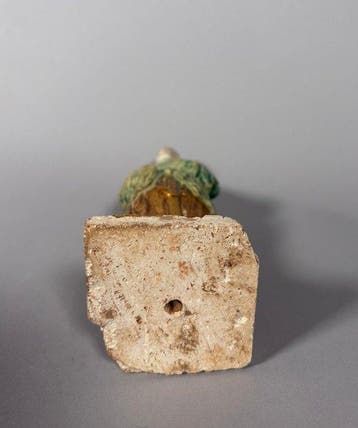 Oud-Chinees, Ming-dynastie Terracotta Dienaar Mingqi - 17.5