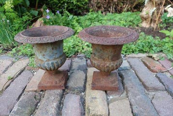 Jardinière (2) - Fonte - vase de jardin bleu patiné