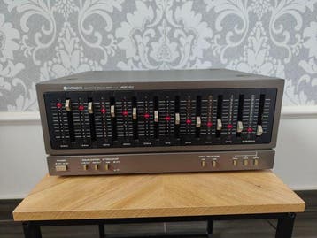Hitachi - HGE-G2 / 10-Band Stereo grafische equalizer