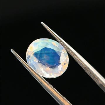 Zonder minimumprijs Wit Maansteen - 2.67 ct - International, Nieuw