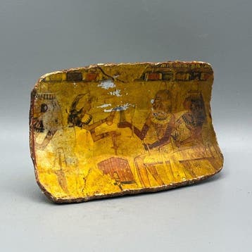 Replica van het oude Egyptische Fragment waarin een zittend