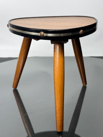 Salontafel - Hout, Metaal - Kleine driepoottafel en twee