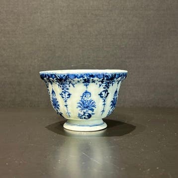 Kop en schotel - Porselein - Qianlong blauw wit kopje