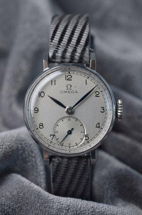 Omega - Vintage Art Deco - Sector Dial & Sub-Second - 1940s, Bijoux, Sacs & Beauté, Montres | Hommes