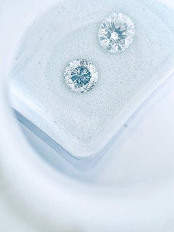 Zonder minimumprijs - 2 pcs Diamant (Natuurlijk) - 0.80 ct -, Nieuw