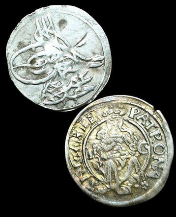 Wereld. Clash of Empires: 16th Century Madonna Silver Denier
