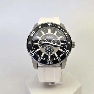 Guess Horloge W10616G2 46 mm | Nette Staat, Handtassen en Accessoires, Ophalen of Verzenden, Nieuw