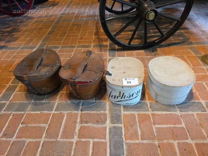 Hoge hoeden met koffer Jackson, W.J. Scotty,..., Animaux & Accessoires, Voitures & Carrosses