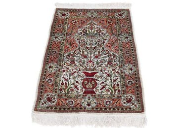 Silk Hereke Carpet with Mehrab Design - Pure Luxe ~1 Mio., Huis en Inrichting, Stoffering | Tapijten en Vloerkleden, Nieuw