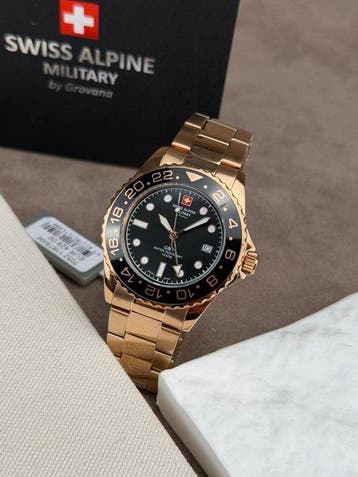 Swiss Alpine Military - GMT diver Gold/Black - Sans prix de, Nieuw