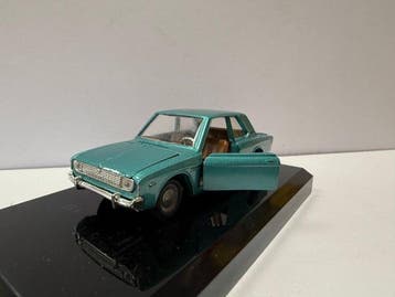 Politoys 1:43 - Voiture miniature - 519 - Ford Taunus 20 MTS