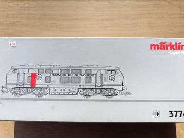 Märklin H0 - 37743 - Diesellocomotief (1) - Serie 216 -, Hobby & Loisirs créatifs