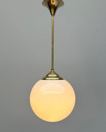 Plafonnier - Opaline - Suspension en laiton avec un