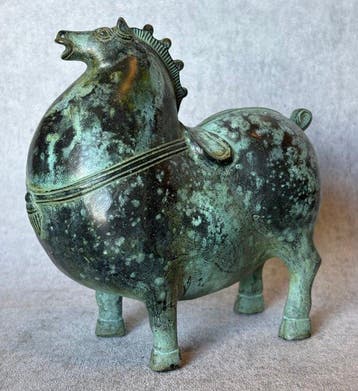 Statue, Tang-Dynastie stijl paard - 16.5 cm - Bronze