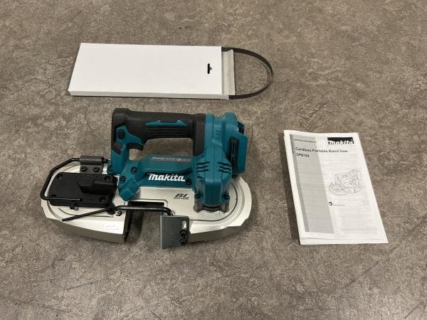 Veiling - Makita accu bandzaag 18V body DPB184Z, Doe-het-zelf en Bouw, Gereedschap | Zaagmachines