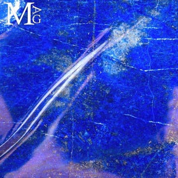 Intense koninklijk blauw lapis lazuli Gepolijst vrijvormig