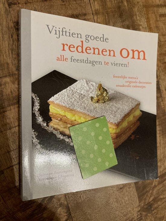 Vijftien goede redenen om alle feestdagen te vieren!, Boeken, Overige Boeken, Zo goed als nieuw, Verzenden