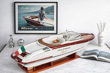 Riva Aquariva by Gucci 67 cm Bois entièrement modelisme fait