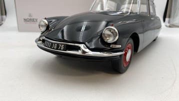 Norev 1:12 - Voiture miniature - Citroen DS 19 1959 Taxi -