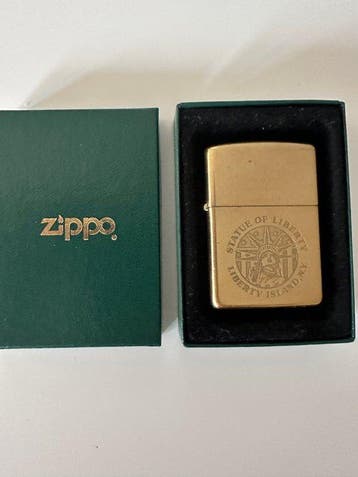 Zippo - Aansteker - IJzer (gegoten/gesmeed), Nieuw