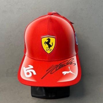 Ferrari - Formule 1 - Charles Leclerc - 2026 - Casquette de, Verzamelen, Automerken, Motoren en Formule 1, Nieuw