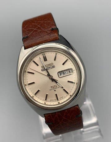 Seiko - Seiko 5 Automatic Day-Date - Zonder minimumprijs -