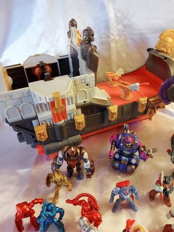 Giochi Preziosi - Action figure Gormiti Nave di Iskador +