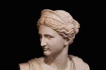 sculptuur, Busto Di Diana Cacciatrice - 76 cm - Marmer