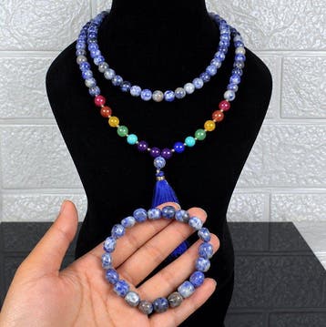 Combinatie van een blauwe sodaliet 108-kralenketting (Mala)