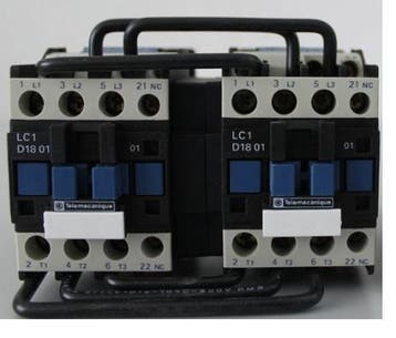 Telemecanique LC2D1801M7 Reversing contactor 3 pole 220, Ophalen of Verzenden