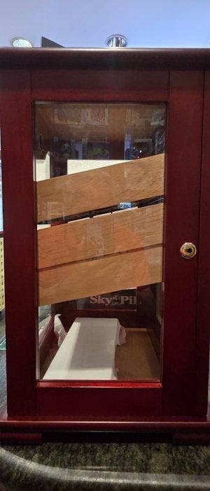 Vitrinekast - Cedar - Humidor-vitrine