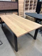 Eettafel krasvrij, kleur natur