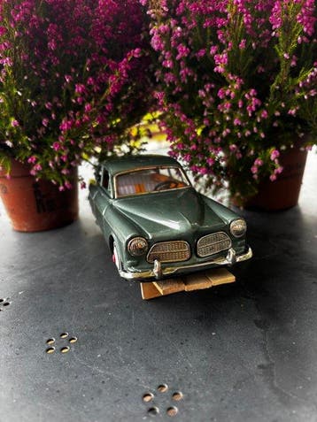 Bandai - Blikken speelgoedauto - VOLVO 121 AMAZON -