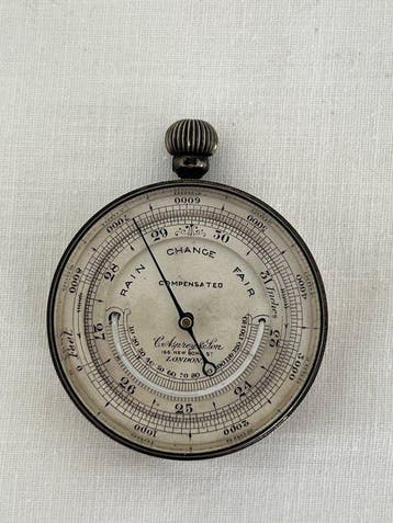 Altimètre, baromètre et thermomètre de poche d’époque