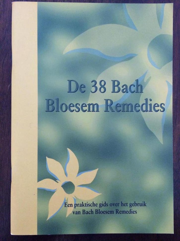 38 BACH BLOESEM REMEDIES 9780946982189, Boeken, Wetenschap, Gelezen, Verzenden