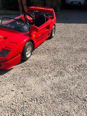 Toys Toys - Voiture-jouet Ferrari F40 Toys Toys - Italie, Antiek en Kunst