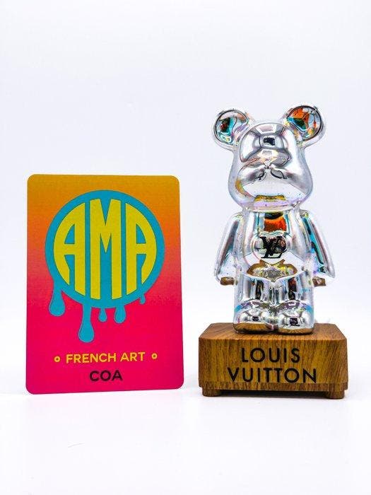 AMA • Pope (1985) - Aurora Borealis - Louis Vuitton, Antiquités & Art, Art | Objets design