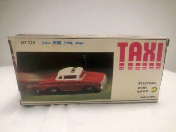 Travelling Car MF 713 1:43 - Model sedan - Taxi MF 713 -, Antiquités & Art
