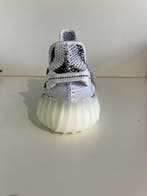 Adidas - YEEZY BOOST 350 V2 - Sneakers - Taille : EU 44 -