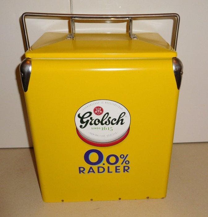 Grolsch - Grolsch 0.0% Radler koelbox + Grolsch Bierpullen -, Antiek en Kunst, Antiek | Speelgoed