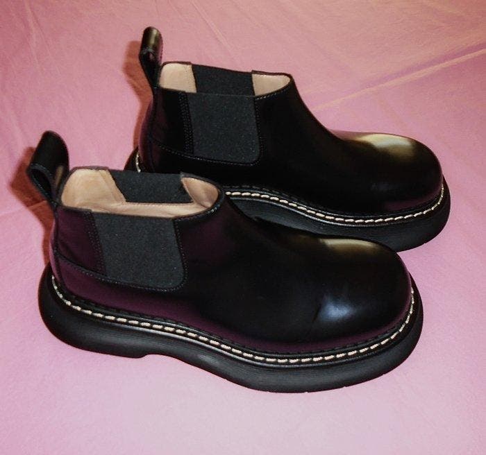 Bottega Veneta “Swell” – Iconic Luxury Handmade Black, Kleding | Heren, Schoenen